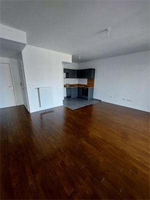 t2 à la location -   92500  RUEIL MALMAISON, surface 51 m2 location t2 - UBI442860578